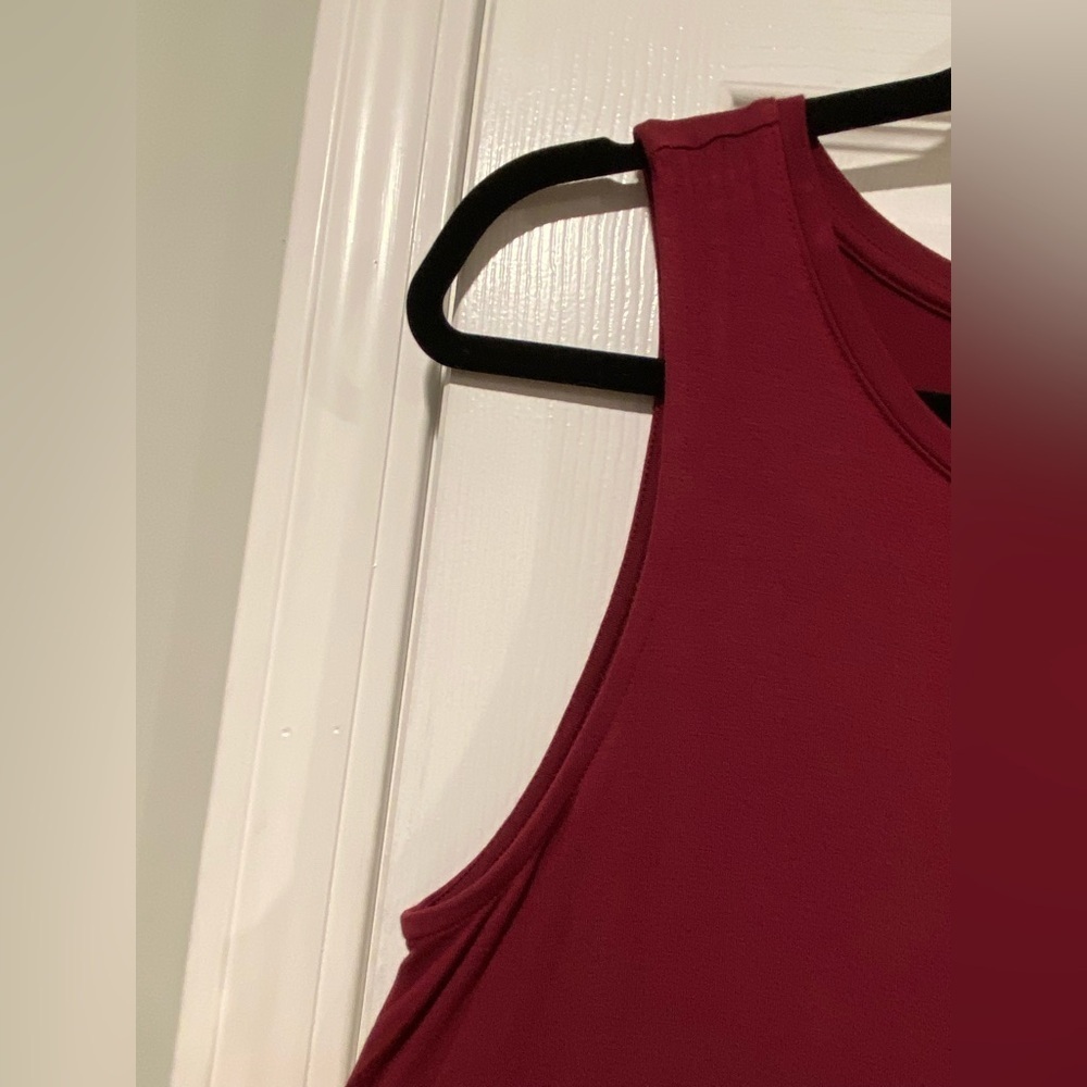 NWT Old Navy Luxe Size M Burgundy Scoop Neck Soft Flowy Stretch Tunic Tank Top - Picture 5 of 11